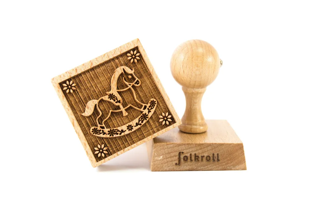 rocking_horse_2.webp